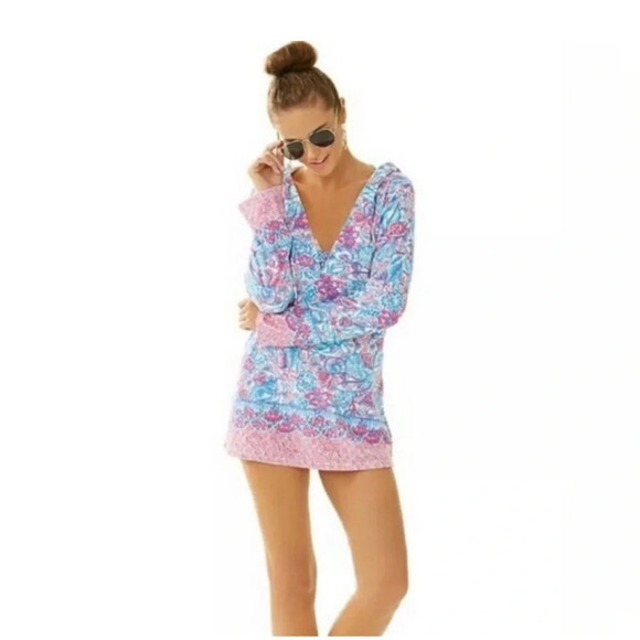 Lilly Pulitzer Higgs Terrycloth Swim Hoodie Cover Up Pinchers Picnic Print - Picture 2 of 5